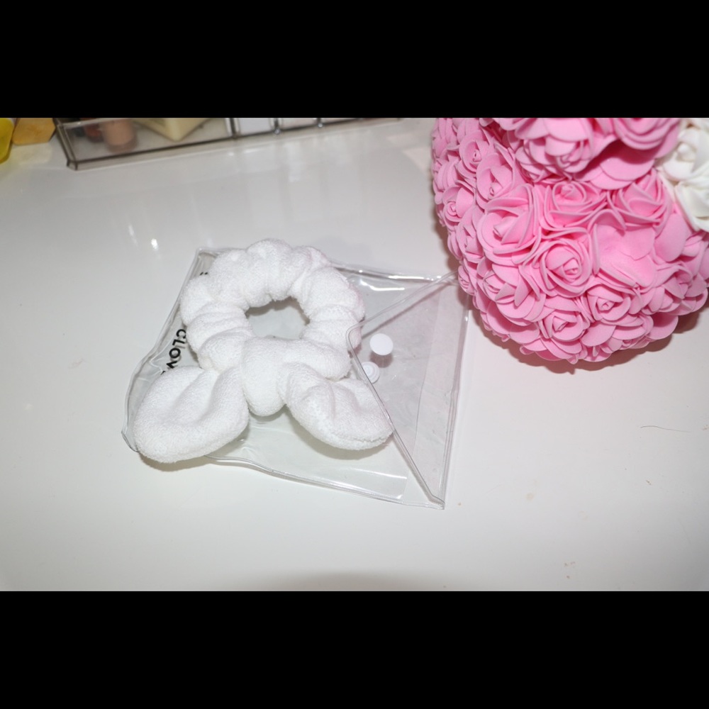 Stoney clover lane scrunchie